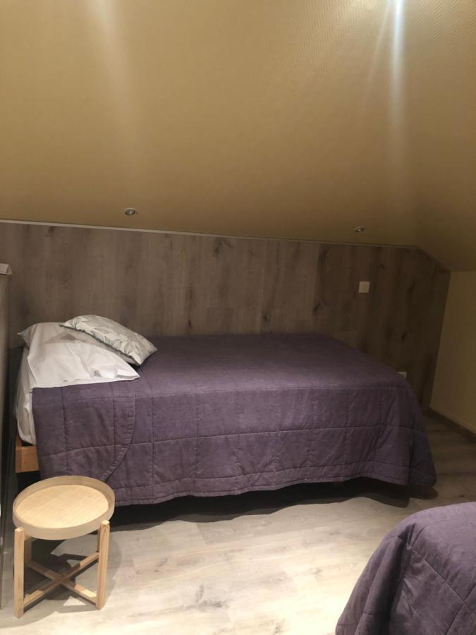Hotel & Restaurant Le Cardinal Poix-de-Picardie Εξωτερικό φωτογραφία